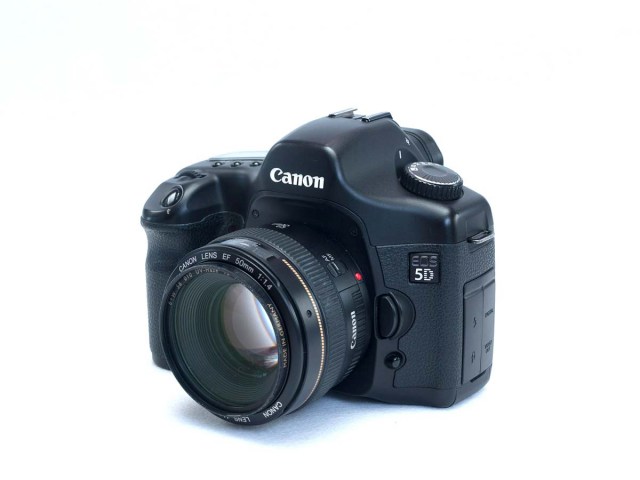 Canon EOS R700